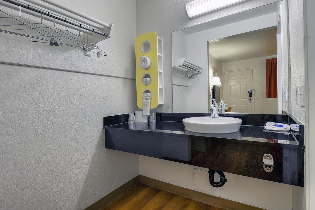 Motel 6-Chino, Ca - Los Angeles Area 部屋 写真