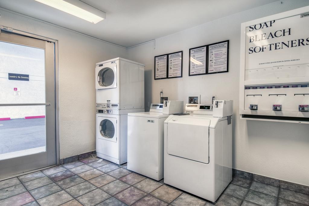 Motel 6-Chino, Ca - Los Angeles Area エクステリア 写真