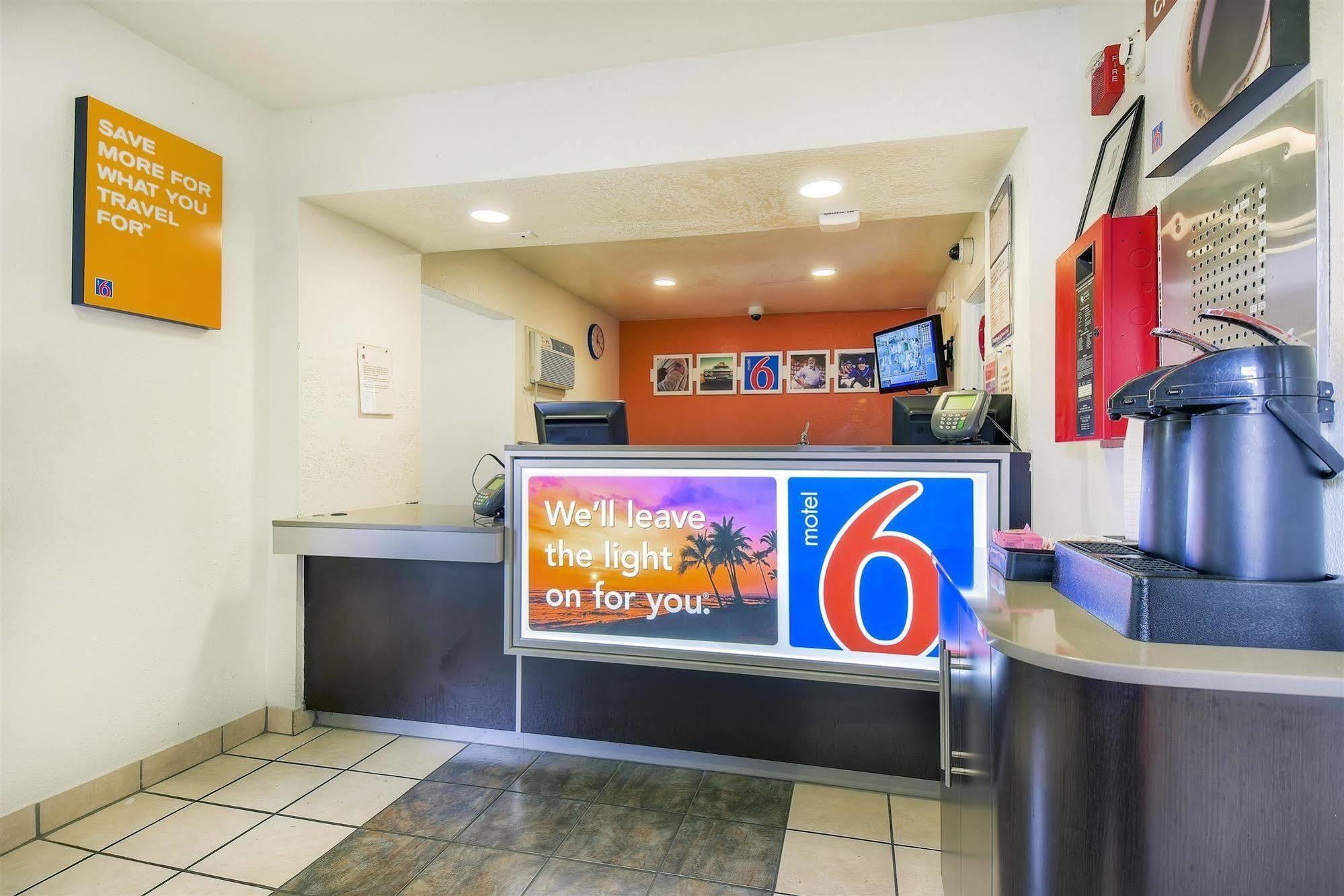 Motel 6-Chino, Ca - Los Angeles Area エクステリア 写真