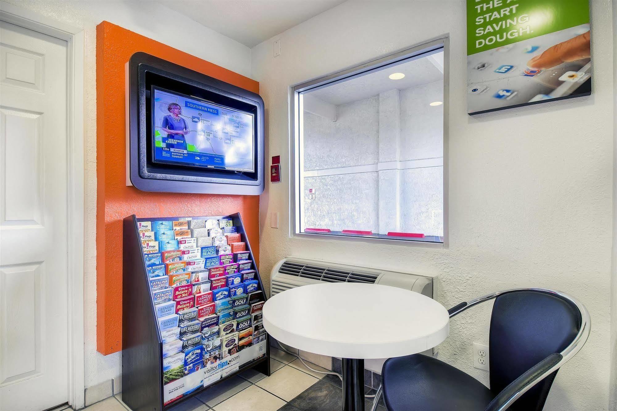 Motel 6-Chino, Ca - Los Angeles Area エクステリア 写真