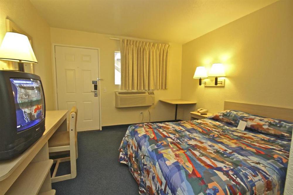 Motel 6-Chino, Ca - Los Angeles Area 部屋 写真