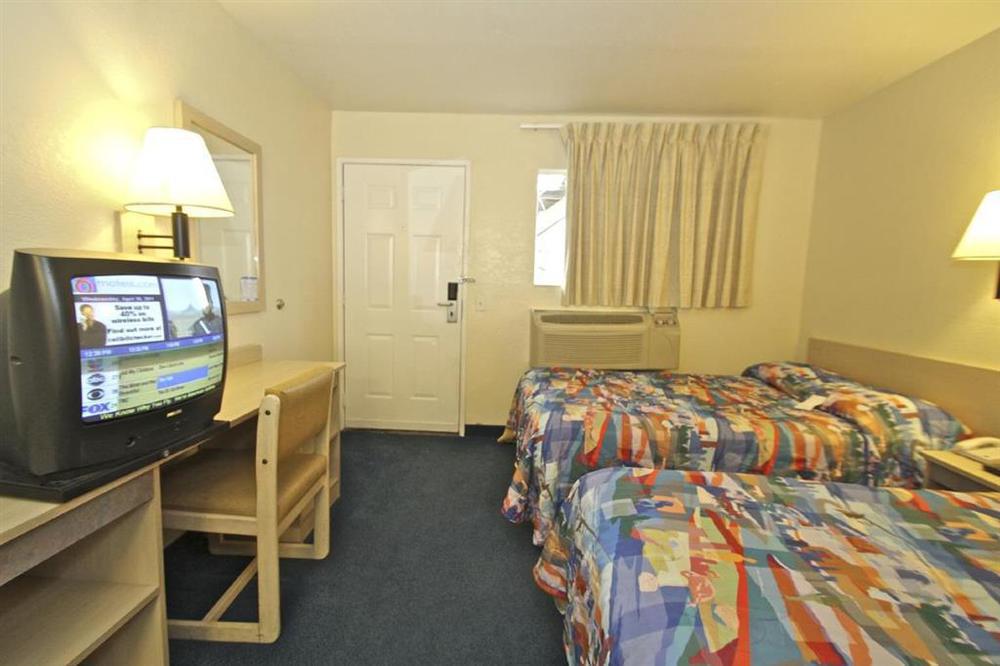 Motel 6-Chino, Ca - Los Angeles Area 部屋 写真